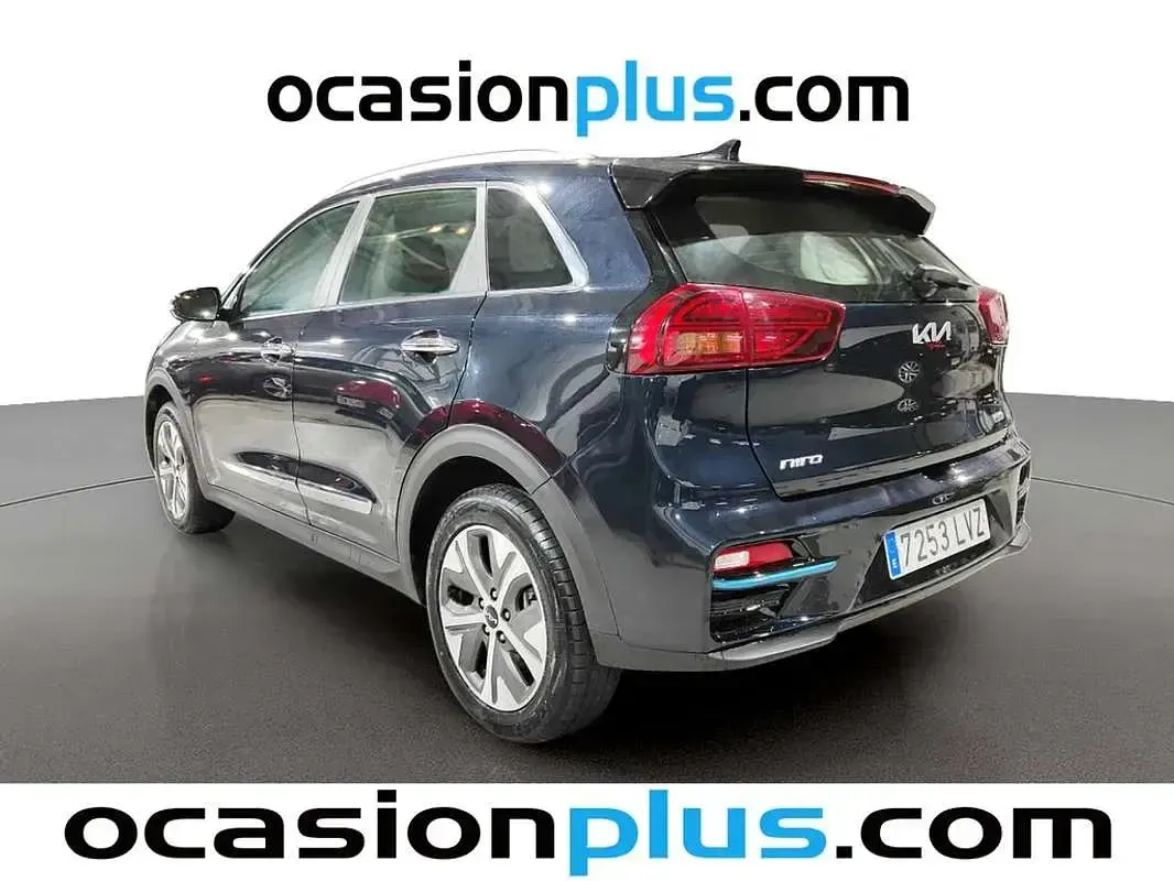 Usado Kia e-Niro 100 kW (136 CV) 2022 Azul SUV