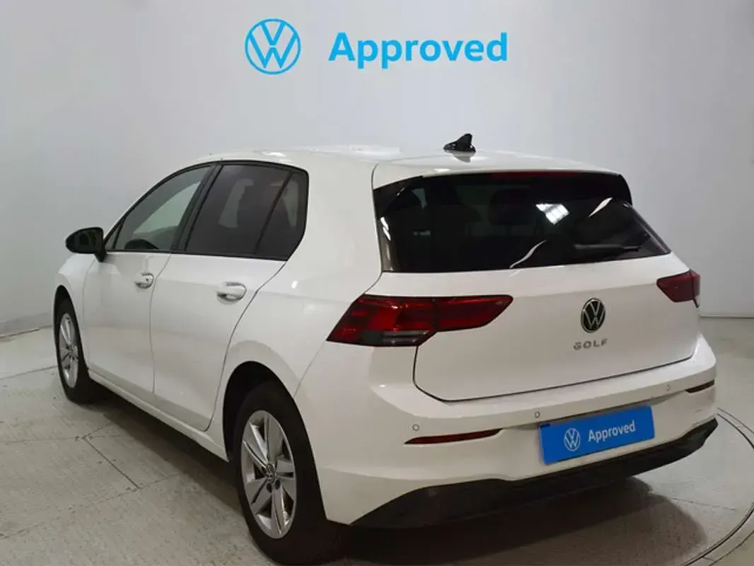 Usado VW Golf VIII 116 CV (85 kW) 2025 Blanco Utilitario