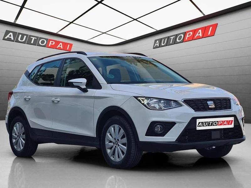 Usado Seat Arona Reference 95 CV (69 kW) 2020 Blanco SUV