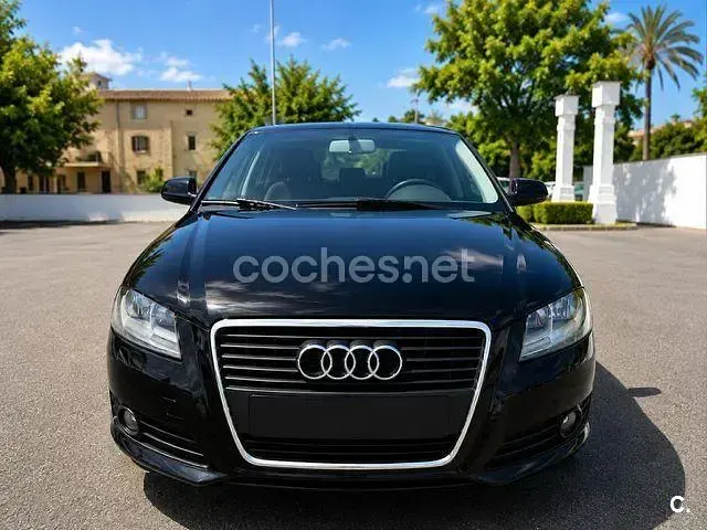 Usado Audi A3 105 CV (77 kW) 2009 Negro Utilitario