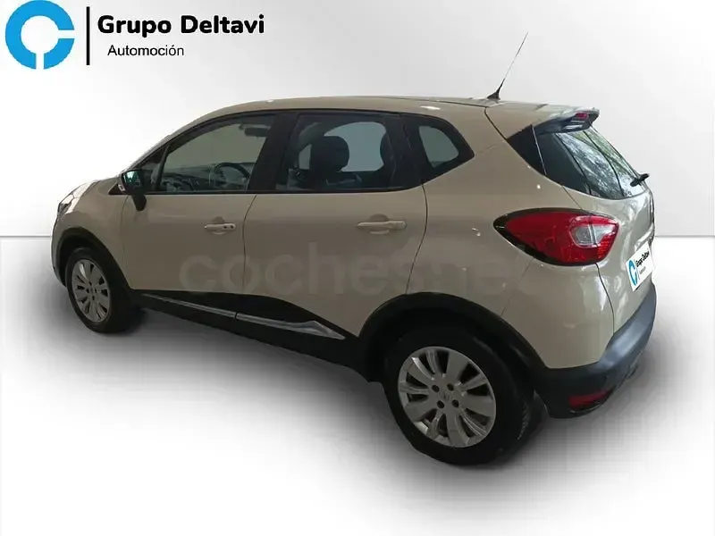 Usado Renault Captur Intens 90 CV (66 kW) 2014 Blanco SUV