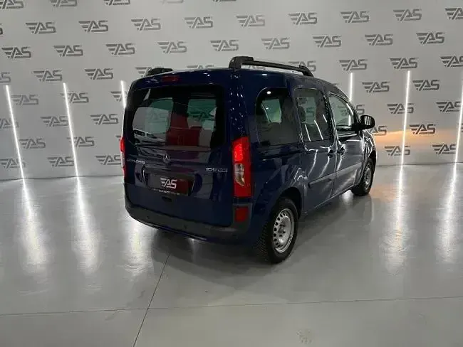 Usado Mercedes Citan 108 75 CV (55 kW) 2015 Azul Familiar