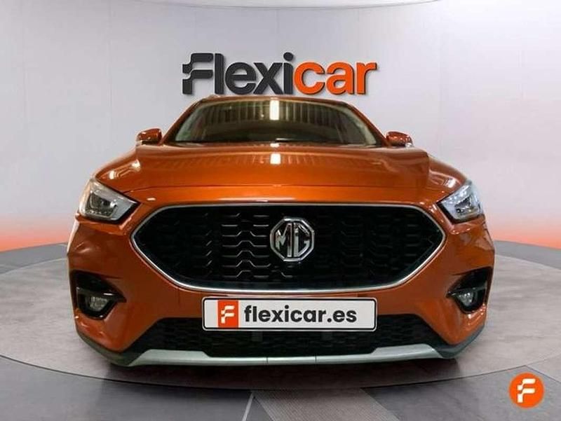 Usado MG ZS Luxury 111 CV (81 kW) 2023 Naranja SUV