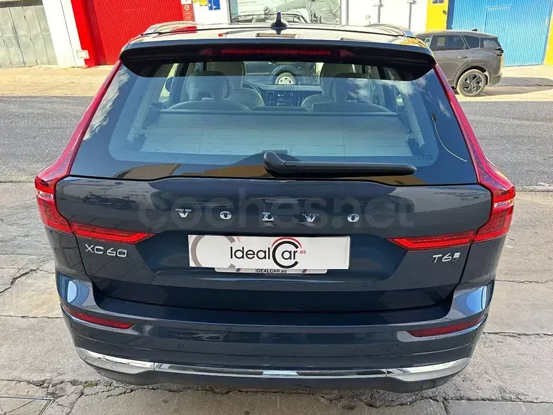 Usado Volvo XC60 Core 351 CV (258 kW) 2025 Azul SUV