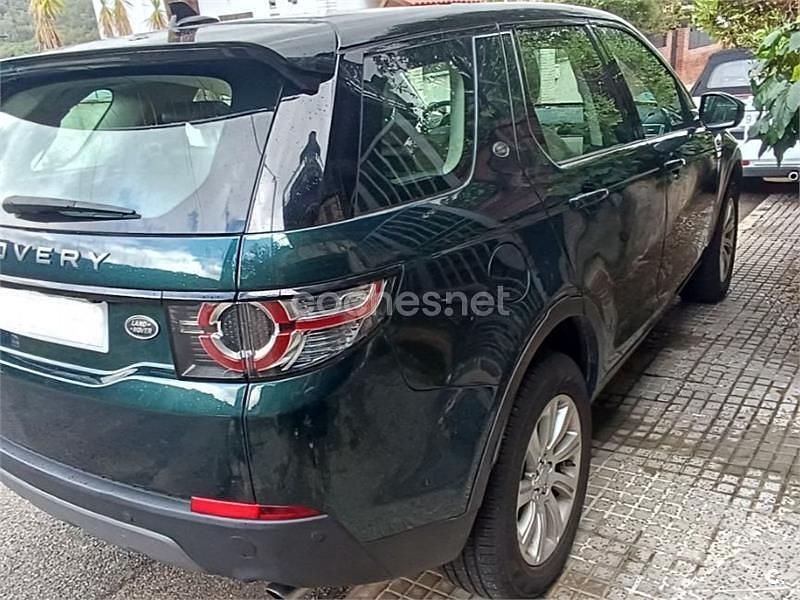 Usado Land Rover Discovery Sport HSE 150 CV (110 kW) 2016 Verde SUV