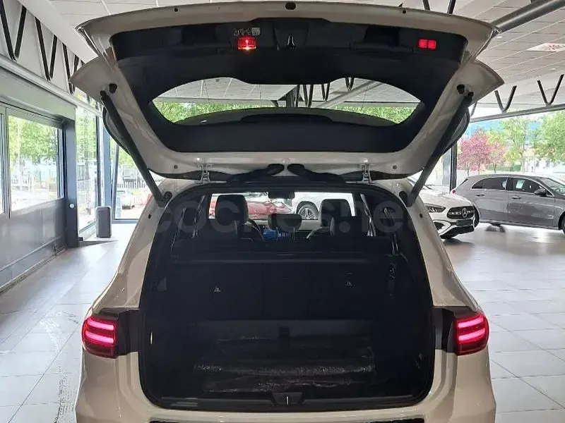 Nuevo Mercedes GLB200 150 CV (110 kW) 2026 Blanco SUV