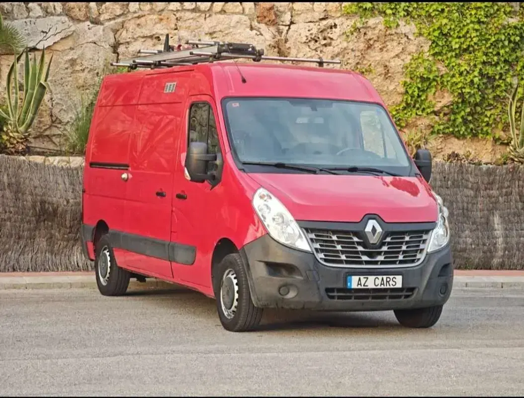 Usado Renault Master 131 CV (96 kW) 2019 Rojo Van