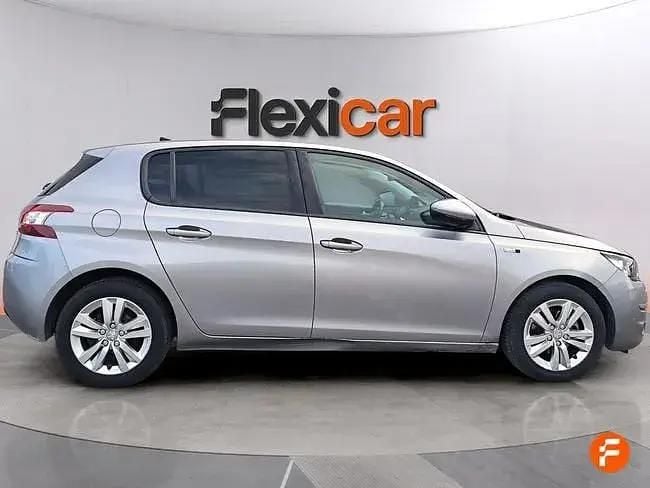 Usado Peugeot 308 Style 130 HP (95 kW) 2017 Cinzento