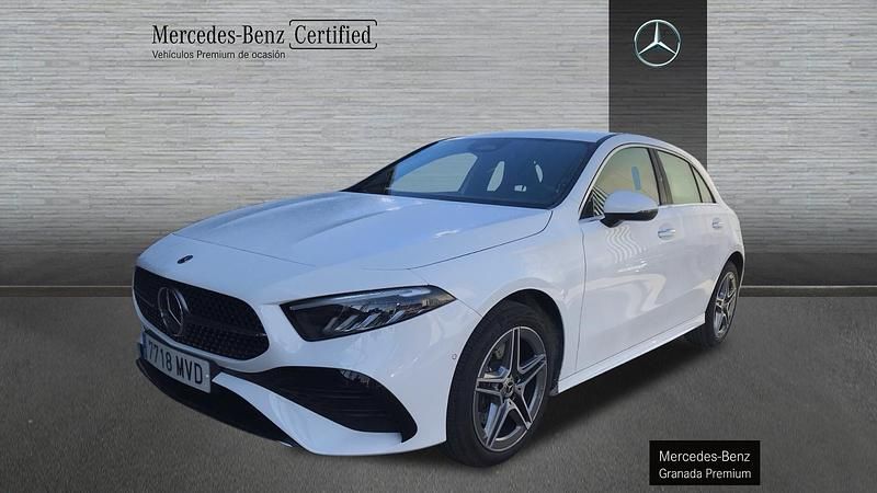 Blanco Usado 2024 Mercedes A250 AMG line Berlina | 37.900 € (Precio justo) - Imagen 1/4
