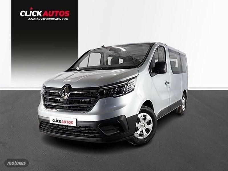 Usado Renault Trafic 110 CV (80 kW) 2023 Gris Monovolumen