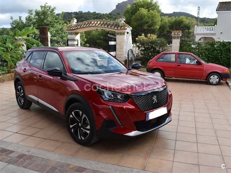 Granate Usado 2022 Peugeot 2008 Allure SUV | 19.000 € (Precio justo) - Imagen 1/4