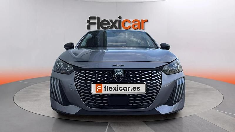 Usado Peugeot 208 Allure 101 CV (74 kW) 2025 Gris Utilitario