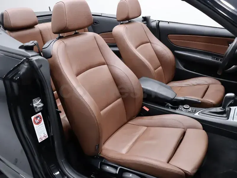 Usado BMW 120 Cabriolet Comfort Edition 177 CV (130 kW) 2011 Negro Descapotable