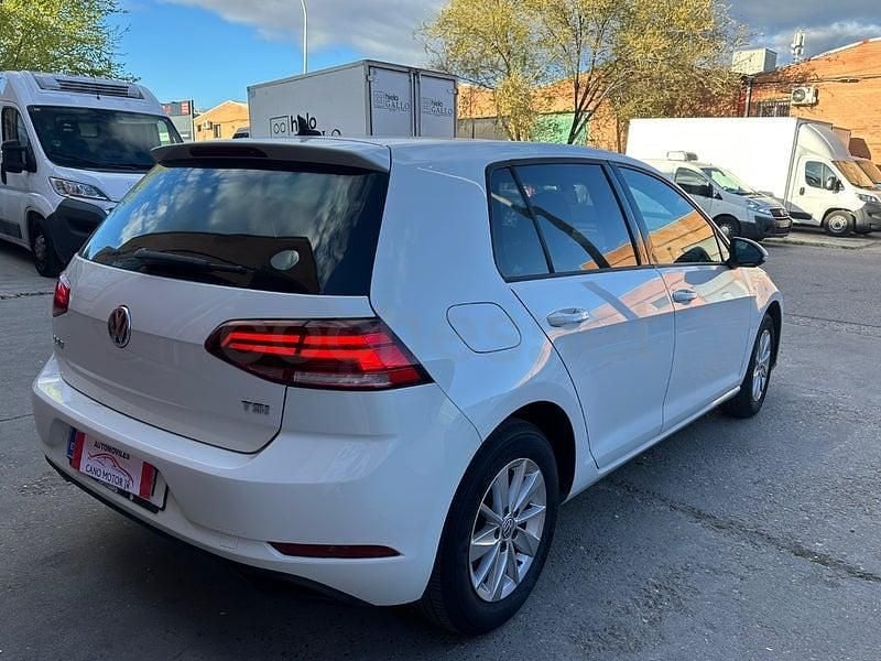 Usado VW Golf VII Advance 110 CV (80 kW) 2017 Blanco Berlina