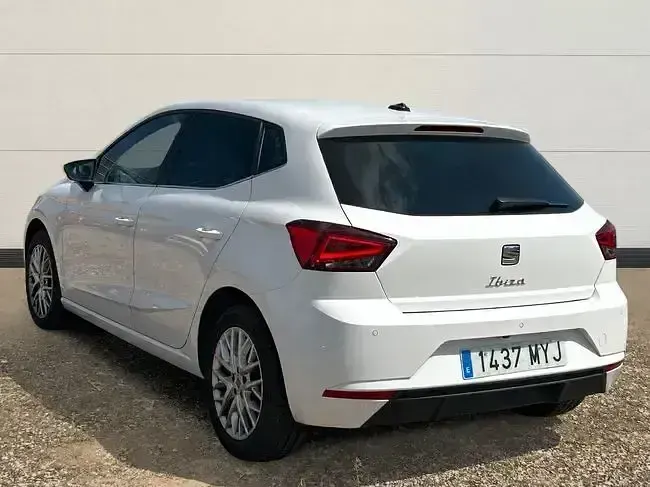 Usado Seat Ibiza XCELLENCE 115 CV (84 kW) 2025 Blanco Utilitario