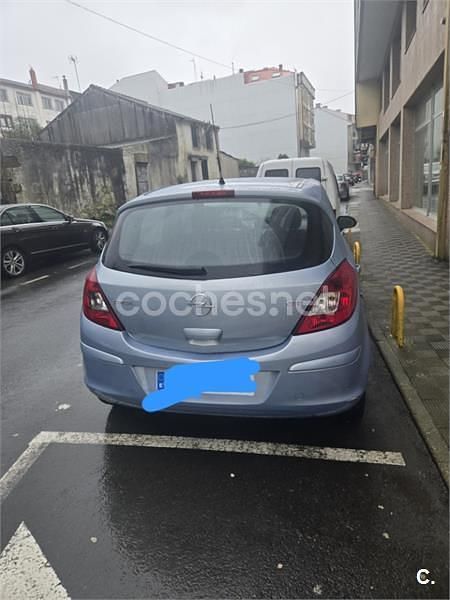 Usado Opel Corsa 90 CV (66 kW) 2007 Azul Berlina