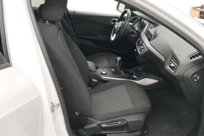 Usado BMW 118 Comfort Edition 140 CV (102 kW) 2020 Utilitario