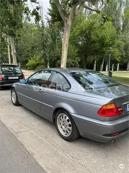 Usado BMW 318 143 CV (105 kW) 2003 Gris / plata Coupe