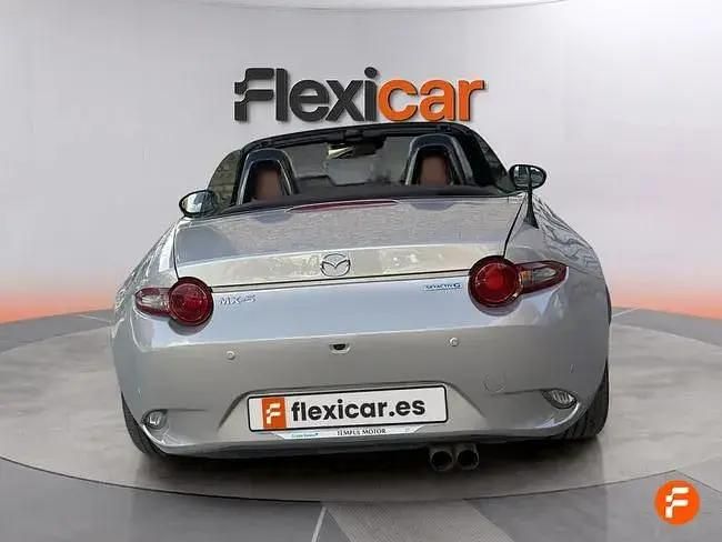 Usado Mazda MX5 Prime-Line 132 HP (97 kW) 2024 Cinzento Cabrios
