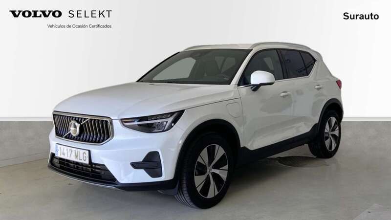 Todoterreno Usado 2023 Volvo XC40 Core SUV | 35.400 € (Un poco caro) - Imagen 1/4