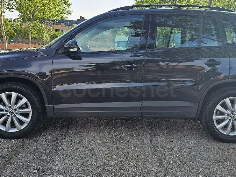 Usado VW Tiguan Advance 150 CV (110 kW) 2016 Gris / plata SUV