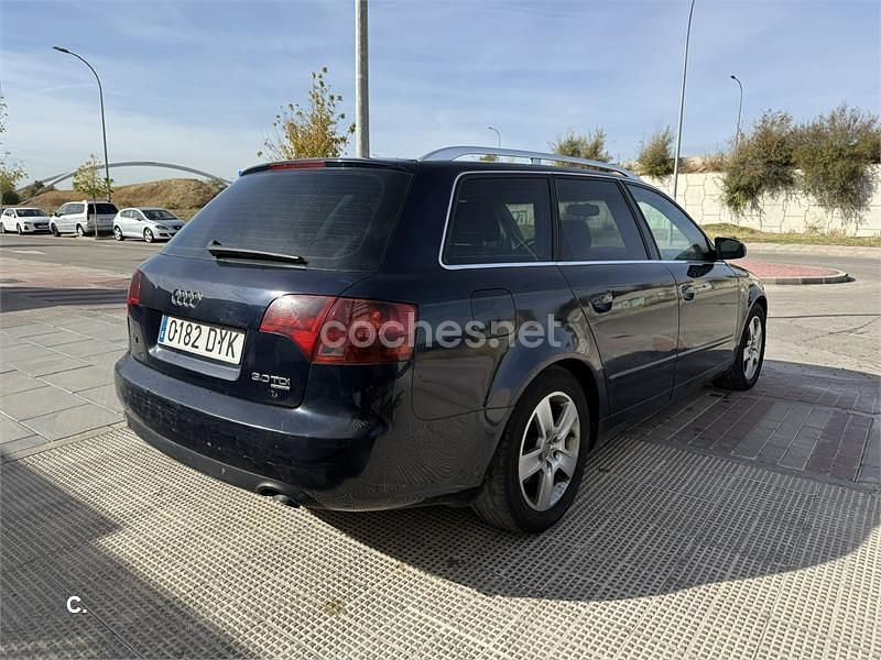 Usado Audi A4 204 CV (150 kW) 2007 Azul Familiar
