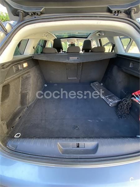 Usado Peugeot 308 SW Allure 150 CV (110 kW) 2016 Gris / plata Familiar