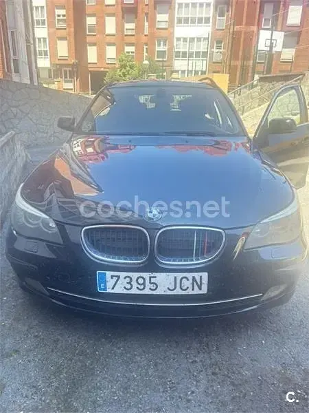 Usado BMW 520 163 CV (119 kW) 2008 Negro Familiar