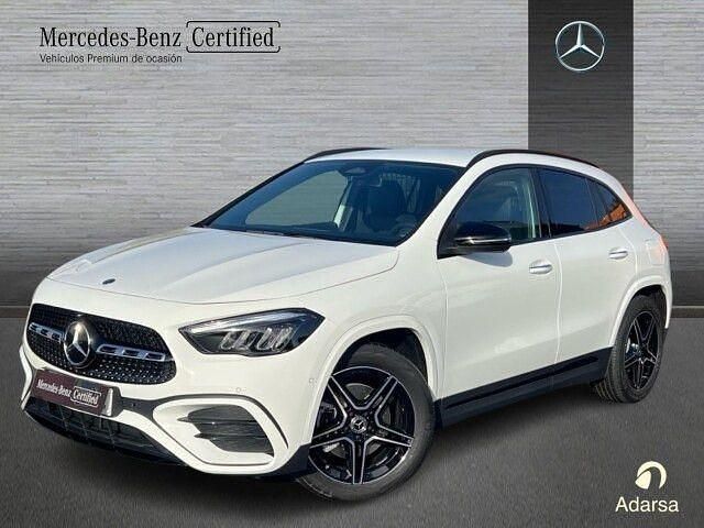 Nuevo Mercedes GLA200 AMG line 150 CV (110 kW) 2025 Blanco polar SUV