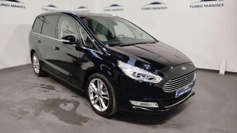 Usado Ford Galaxy Titanium 193 CV (141 kW) 2019 Negro Monovolumen