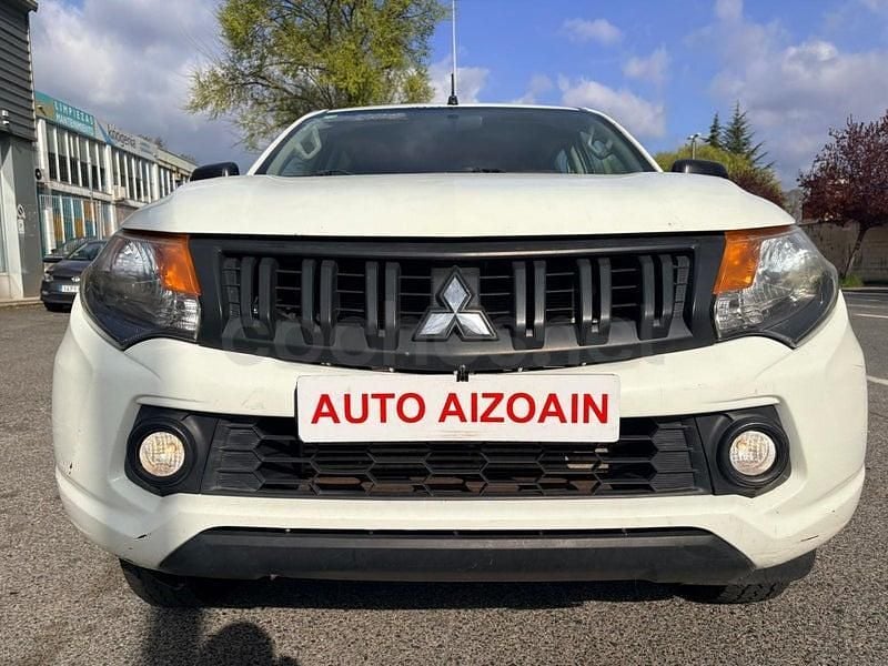 Usado Mitsubishi L200 154 CV (113 kW) 2017 Blanco Pickup/Camioneta