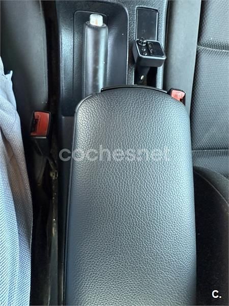 Blanco Usado 2001 Audi A4 Berlina | 2750 € (Precio justo) - Imagen 1/3
