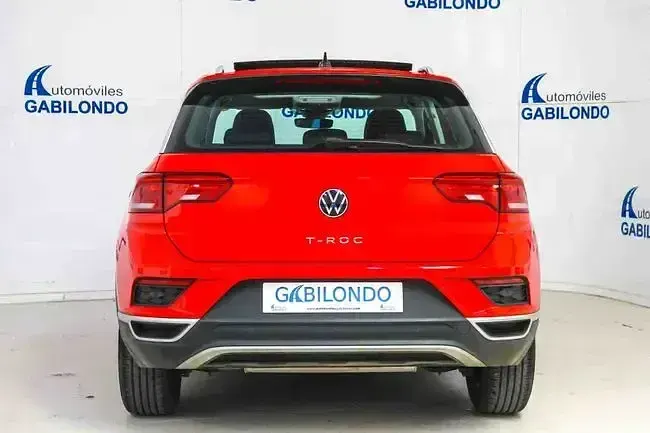 Begagnad VW T-Roc Advance 150 HK (110 kW) 2021 Röd SUV