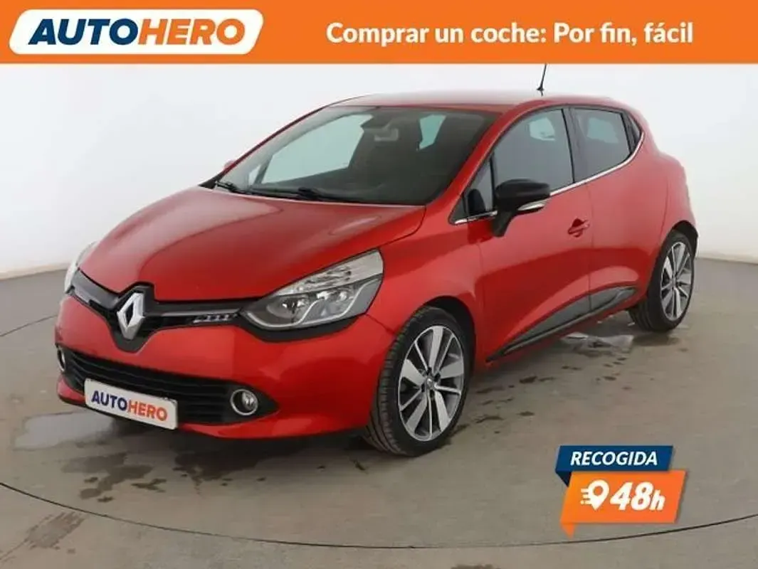 Begagnad Renault Clio IV 90 HK (66 kW) 2014 Röd Sedan