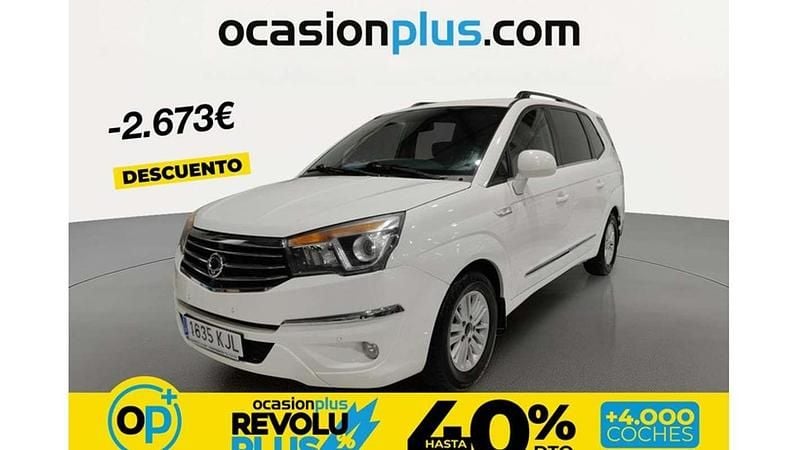 Usado Ssangyong (KGM) Rodius 178 CV (130 kW) 2018 Blanco Monovolumen