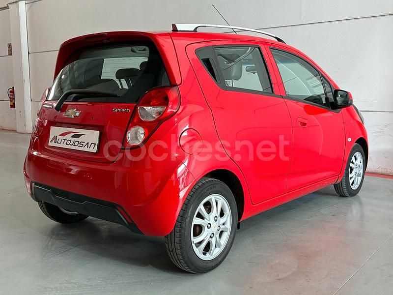 Usado Chevrolet Spark LT 81 CV (59 kW) 2013 Rojo Utilitario