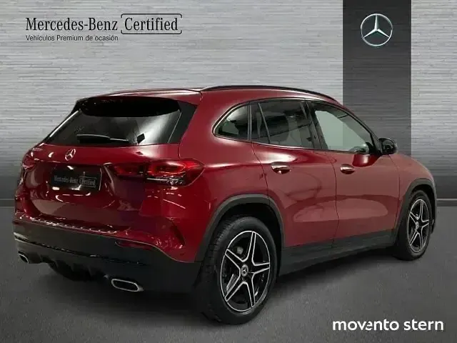 Käytetty Mercedes GLA200 150 HP (110 kW) 2020 Punainen Katumaasturi