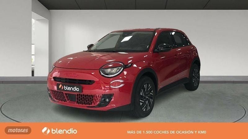 Rojo Nuevo 2025 Fiat 600 Red SUV | 27.795 € (Precio justo) - Imagen 1/4