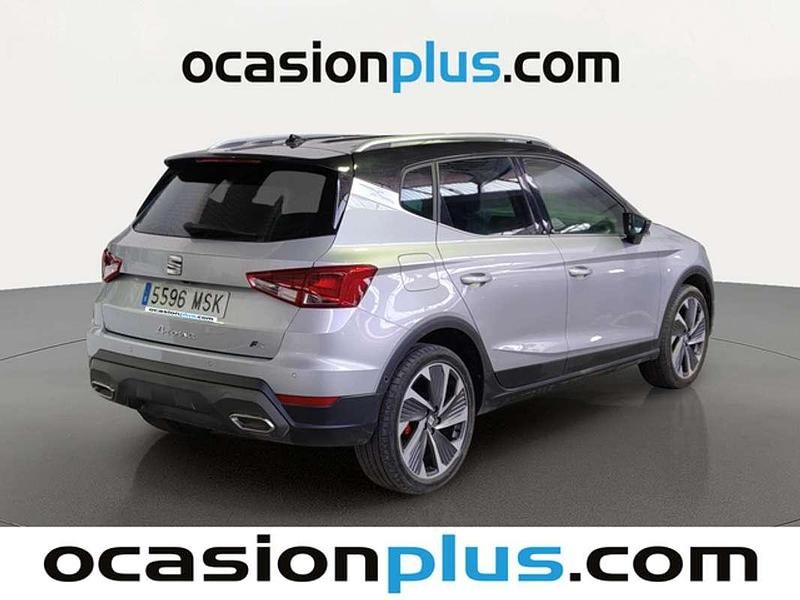 Usado Seat Arona FR 2024 Plateado SUV
