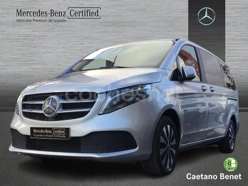 Gris / plata Usado 2023 Mercedes V250 Monovolumen | 55.900 € (Precio justo) - Imagen 1/4