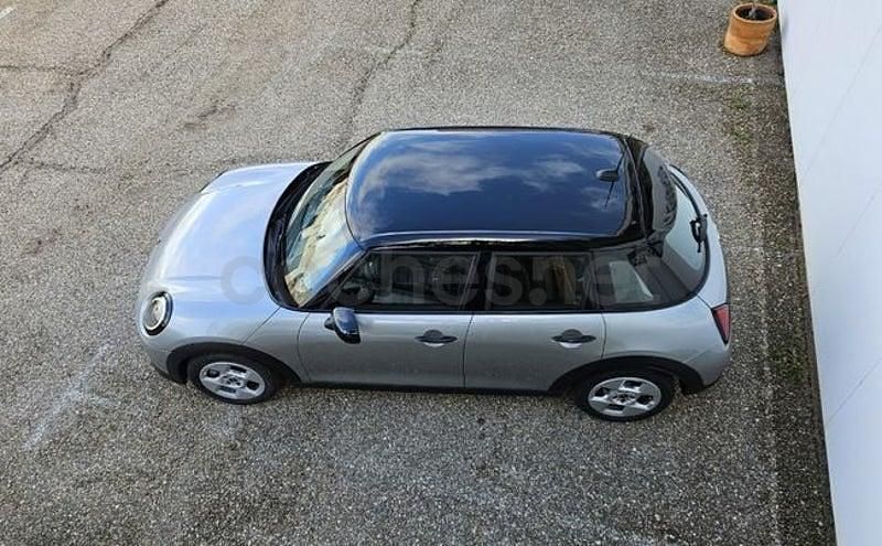 Usado Mini Cooper 156 CV (114 kW) 2025 Gris / plata Utilitario