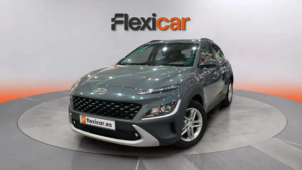 Usado Hyundai Kona 136 CV (100 kW) 2022 Gris SUV