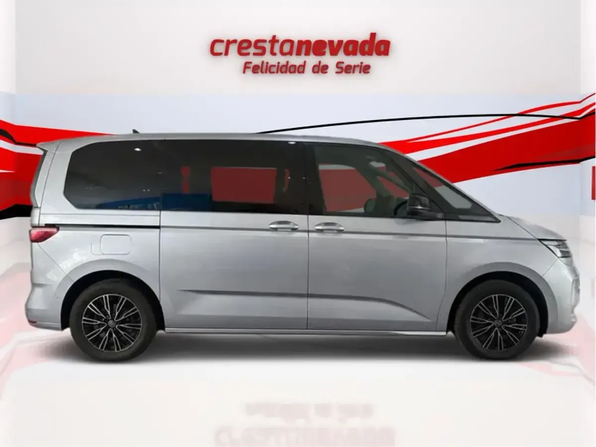 Usado VW Multivan Life 150 CV (110 kW) 2025 Gris Monovolumen