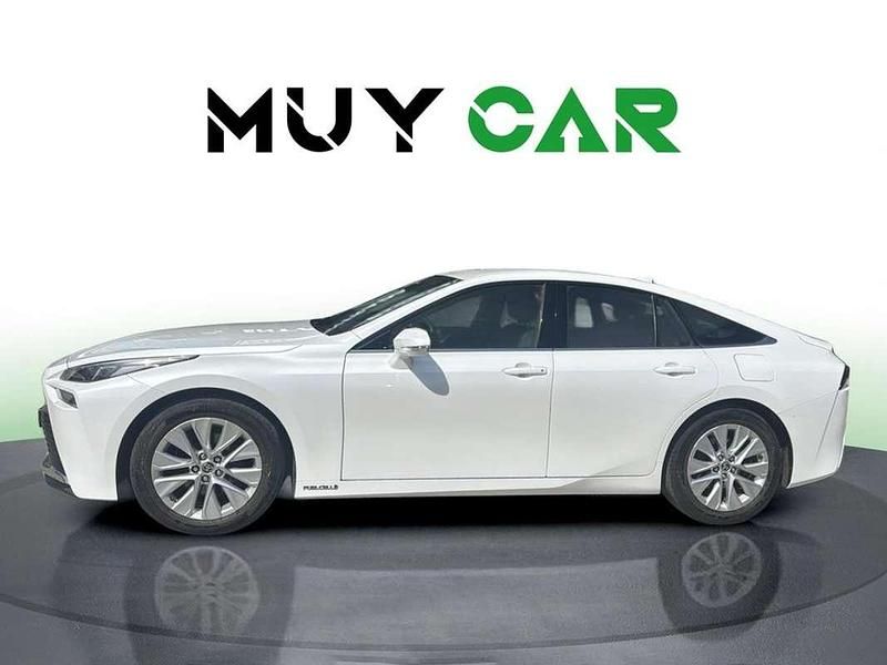 Usado Toyota Mirai Luxury 182 CV (133 kW) 2022 Blanco Berlina