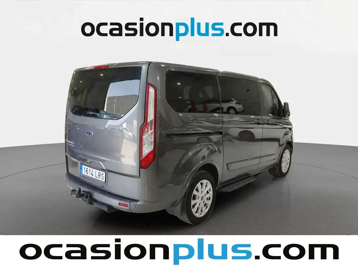Usado Ford Tourneo Custom Titanium 185 CV (136 kW) 2021 Gris Van