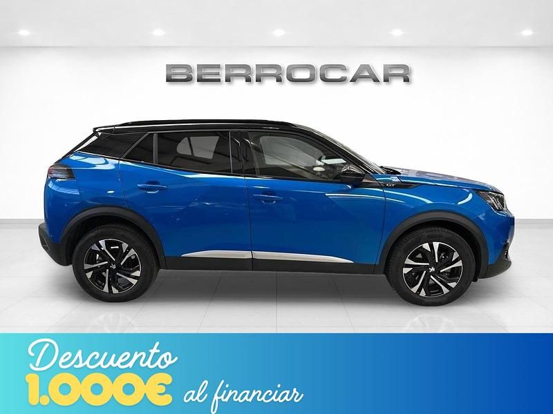 Usado Peugeot 2008 GT 130 CV (95 kW) 2022 Azul SUV