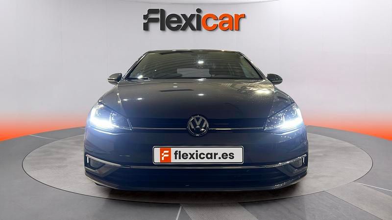 Usado VW Golf VII Advance 125 CV (91 kW) 2018 Gris Utilitario