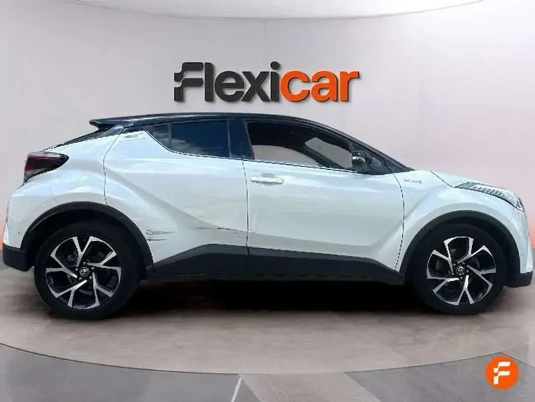 Usado Toyota C-HR Advance 122 CV (89 kW) 2017 Blanco SUV