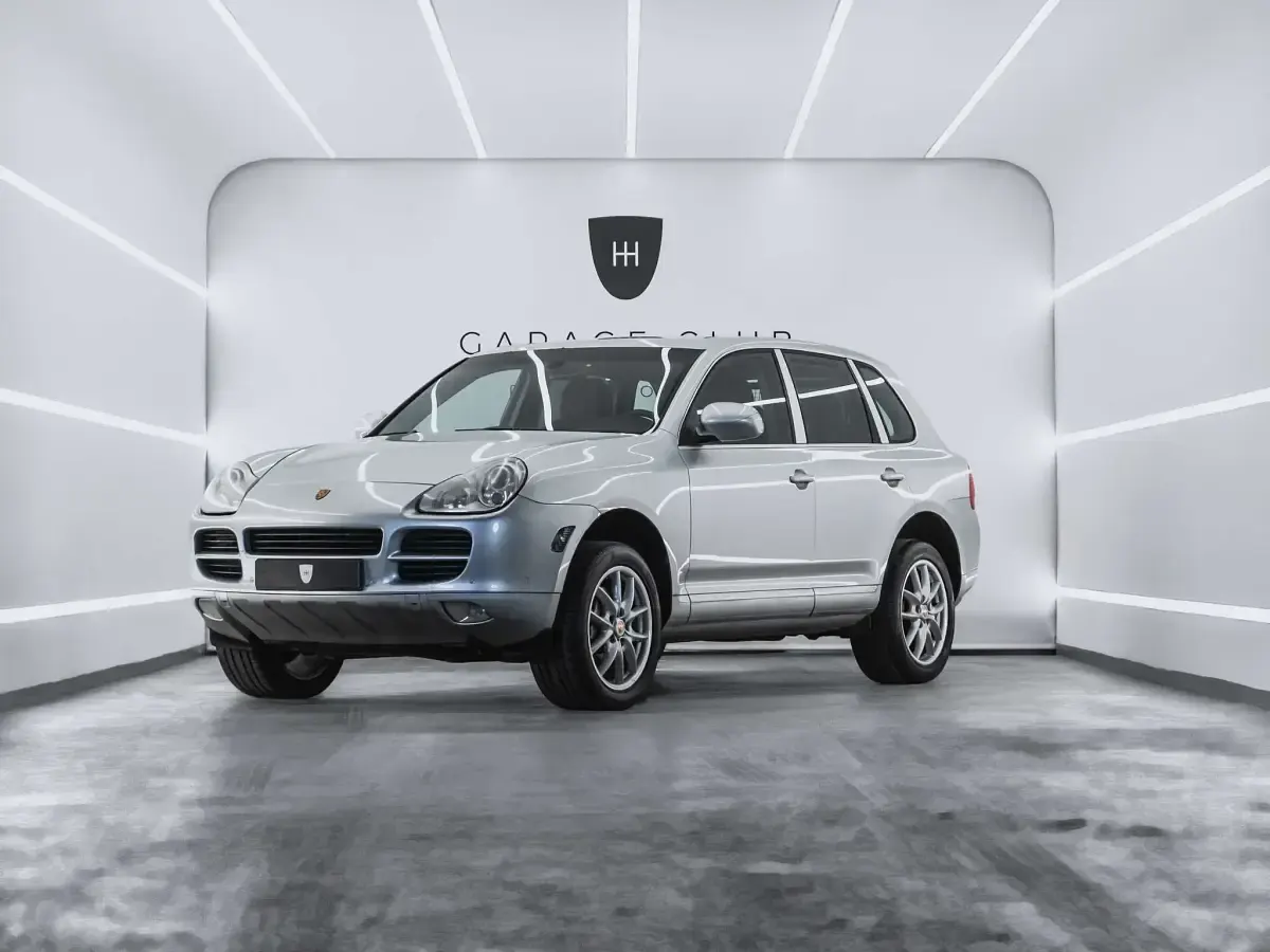 Käytetty Porsche Cayenne S 340 HP (250 kW) 2005 Katumaasturi