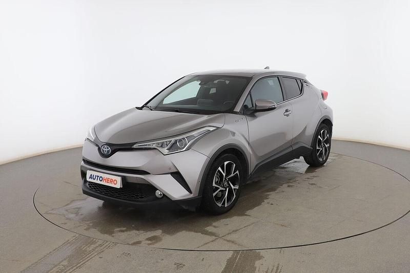 Usado Toyota C-HR Advance 122 CV (89 kW) 2019 Gris SUV
